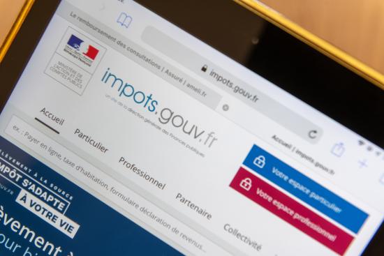 taxes_students_in_France