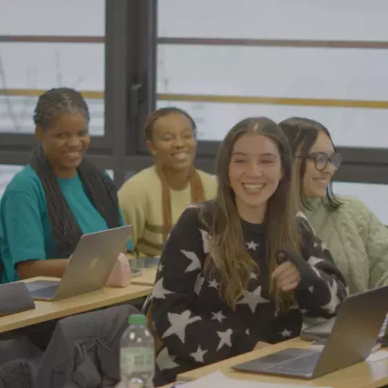 Reportage BFM entreprise d'avenir sur l'IPAG Business School